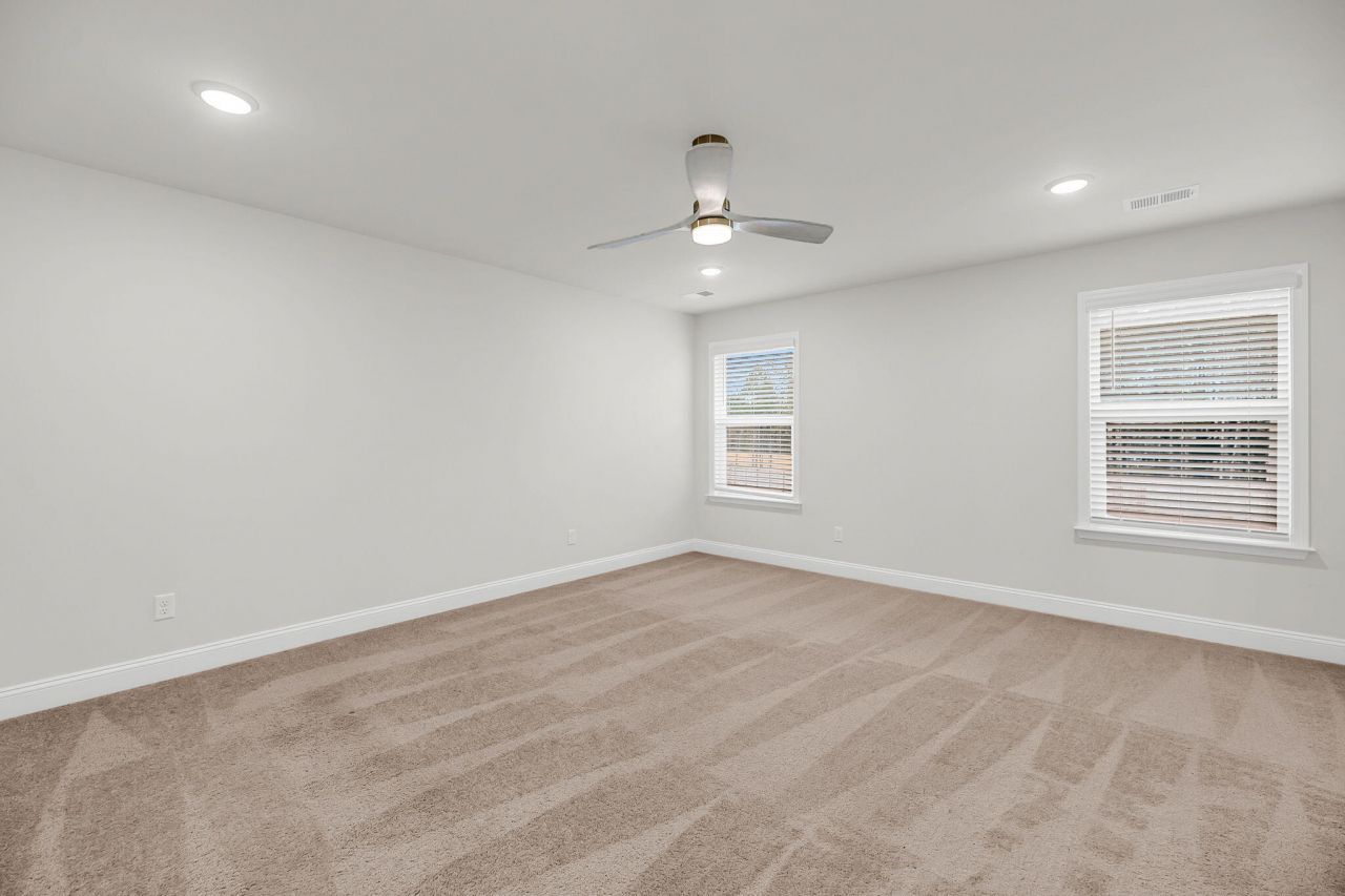 5030 Lady Bird Alley Photo 21