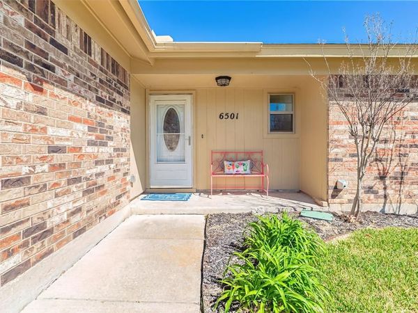 6501 Starnes Road, Watauga, TX 76148