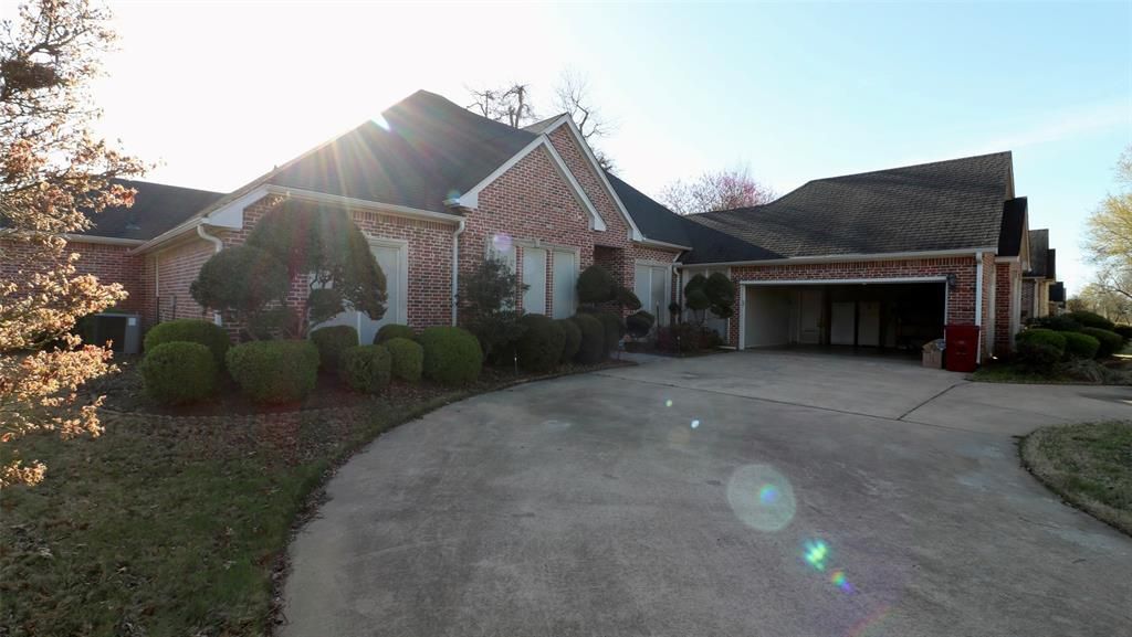 552 Brookes Way, Reno, TX 75462 Main Photo