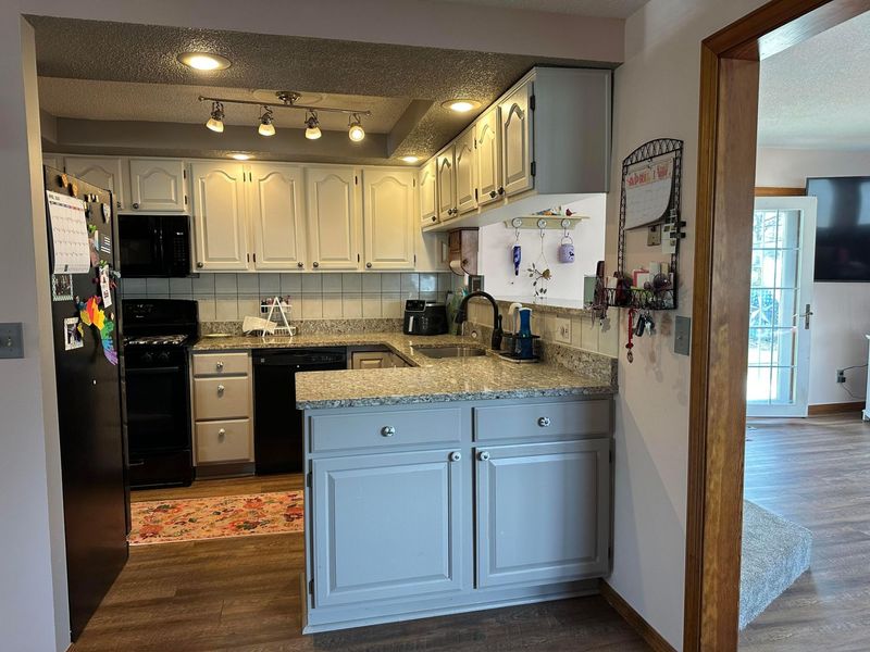 777 Celine Court, West Jefferson, OH 43162 Photo 11