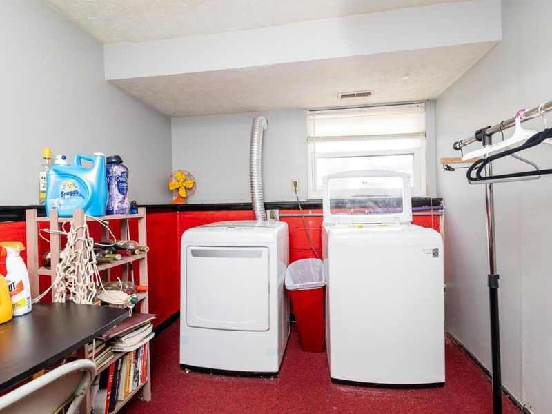 777 Celine Court, West Jefferson, OH 43162 Photo 11