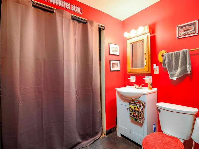 777 Celine Court, West Jefferson, OH 43162 Photo 13