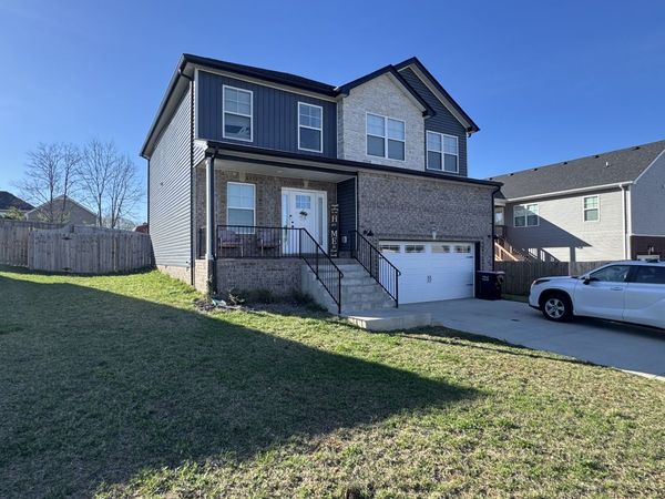 3562 Torrington Ln, Clarksville, TN 37042