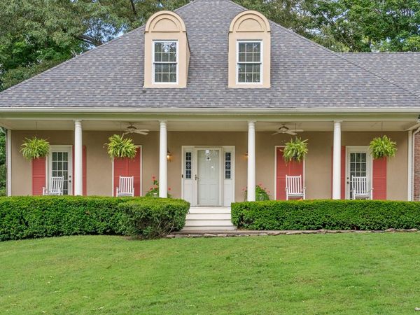 811 River Run, Clarksville, TN 37043