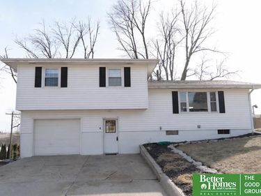 2001 Hampton Drive , Tekamah, NE 68061