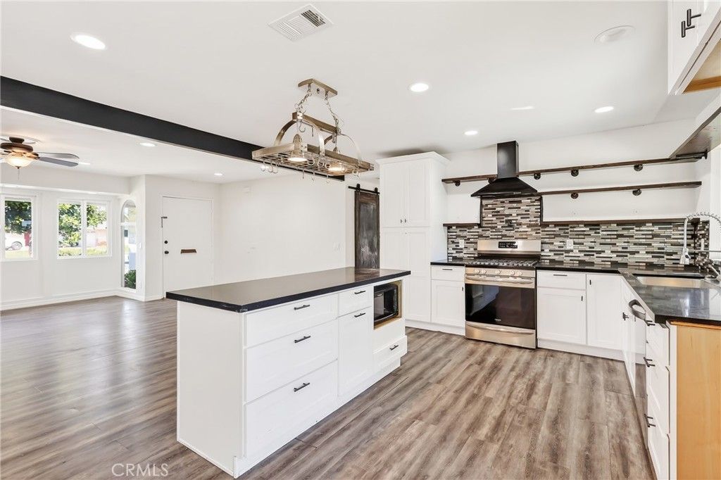 608 W Brentwood, Orange, CA 92865 Main Photo