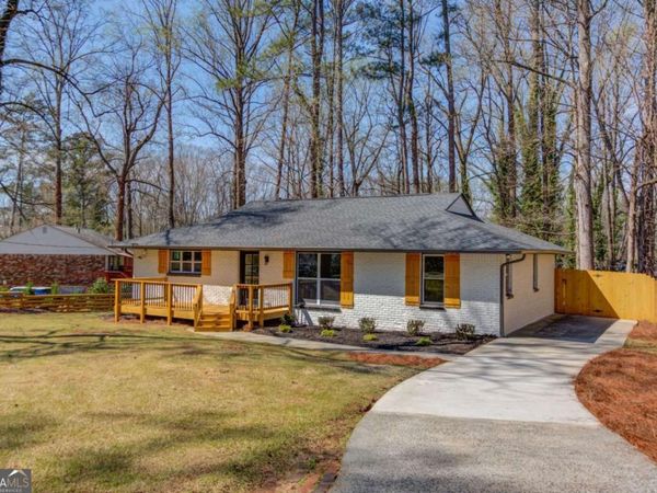 207 Cedar Way SE, Marietta, GA 30060