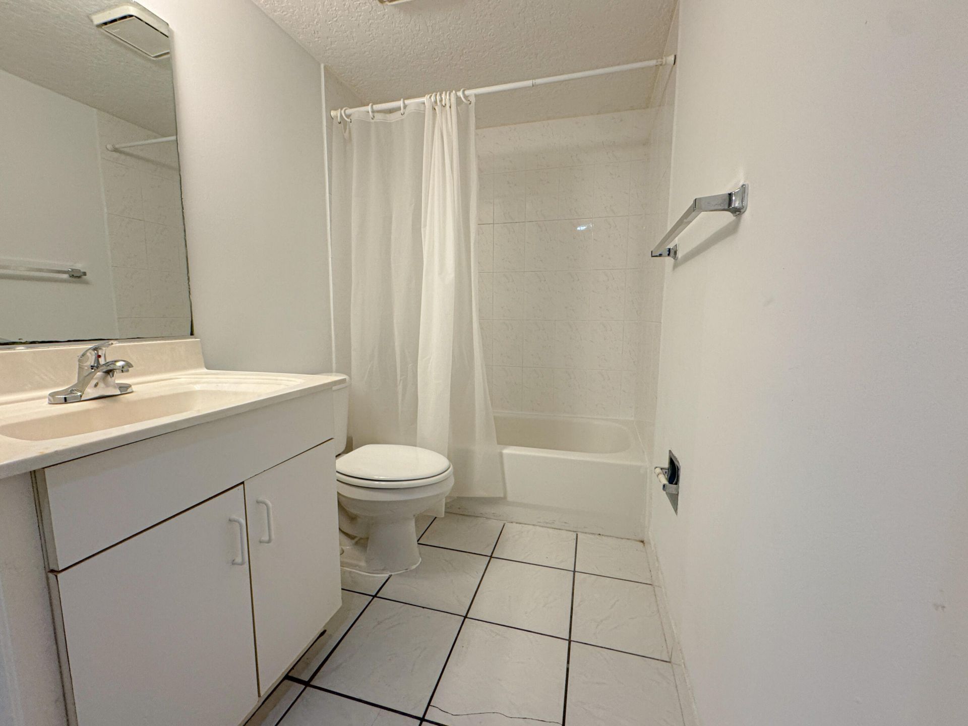 9013 NW 38th Drive, Unit 207, Coral Springs, FL 33065 Photo