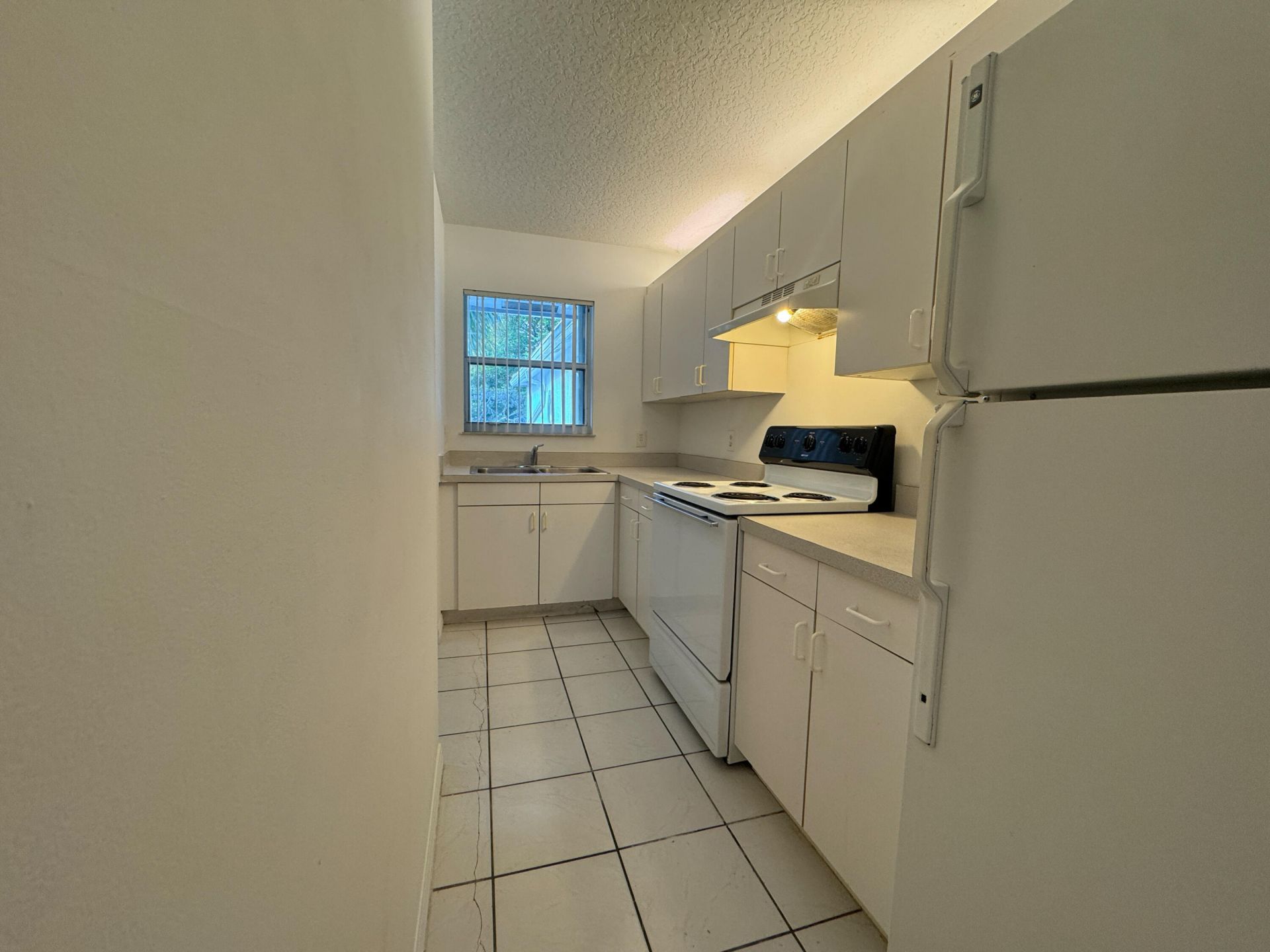 9013 NW 38th Drive, Unit 207, Coral Springs, FL 33065 Photo