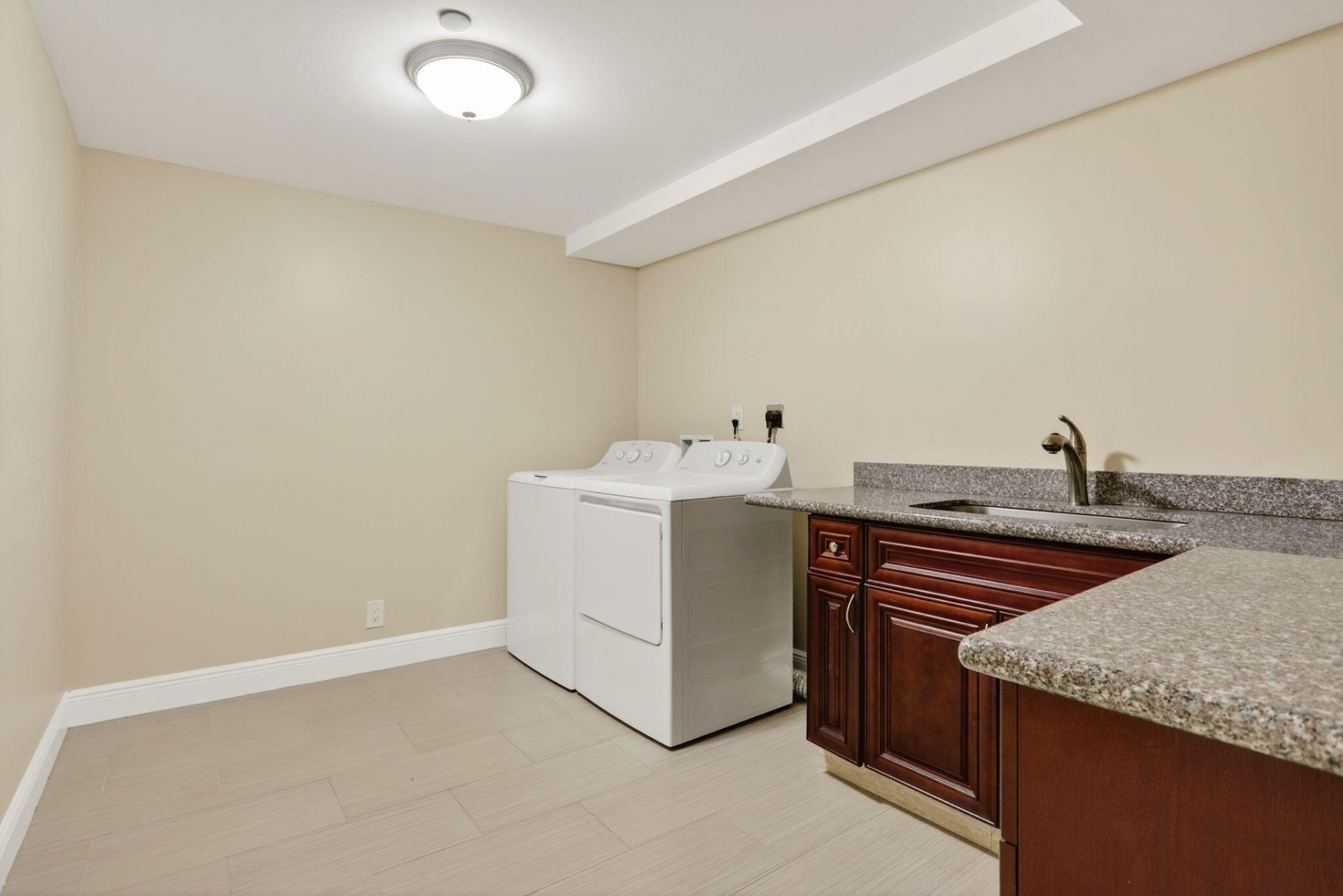 3499 Oaks Way, Unit 909, Pompano Beach, FL 33069 Photo