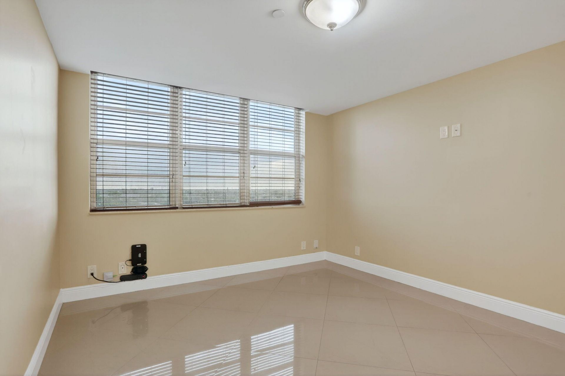3499 Oaks Way, Unit 909, Pompano Beach, FL 33069 Photo