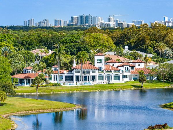 13101 Monet Lane, Palm Beach Gardens, FL 33410