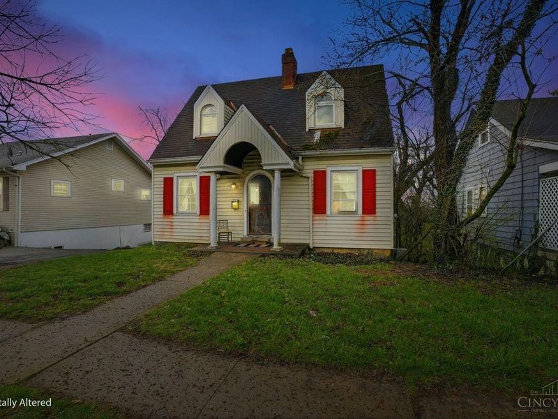 2715 W North Bend Road, Cincinnati, OH 45239 Photo 1