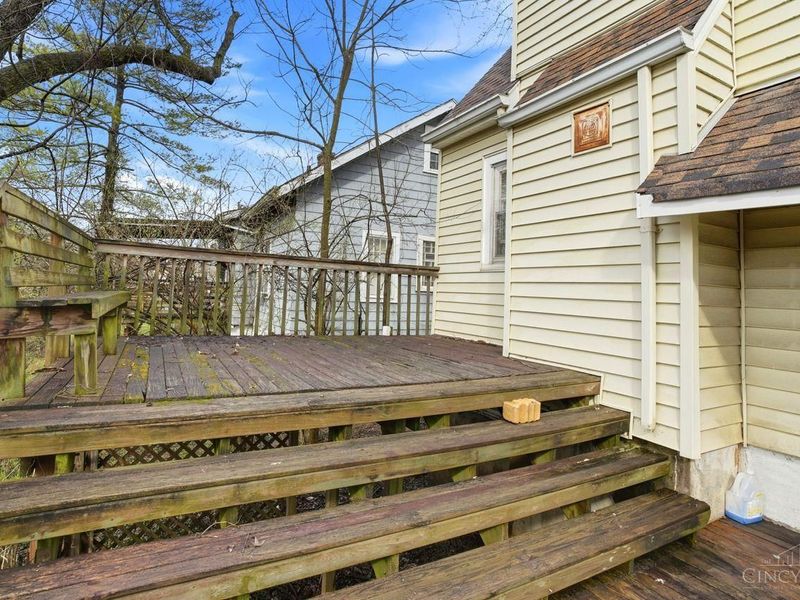 2715 W North Bend Road, Cincinnati, OH 45239 Photo 19