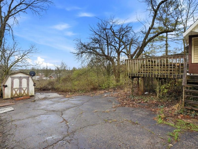 2715 W North Bend Road, Cincinnati, OH 45239 Photo 20