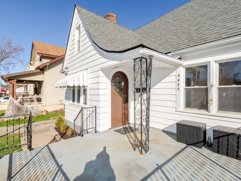 4037 Corinth Boulevard, Dayton, OH 45410 Photo 2