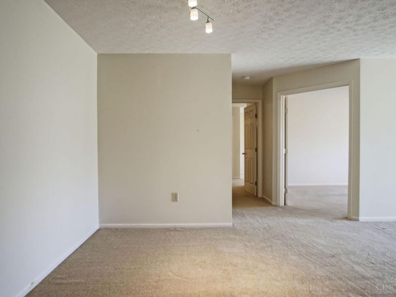 12061 Carrington Lane, Unit 102, Loveland, OH 45140 Photo 13