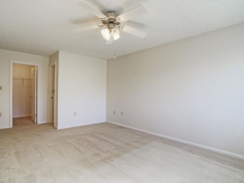12061 Carrington Lane, Unit 102, Loveland, OH 45140 Photo 16