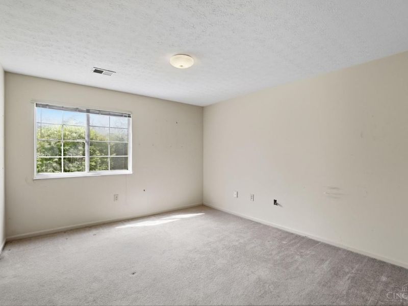 12061 Carrington Lane, Unit 102, Loveland, OH 45140 Photo 31