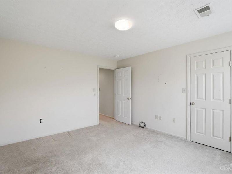 12061 Carrington Lane, Unit 102, Loveland, OH 45140 Photo 32