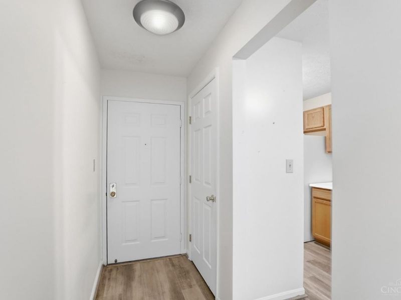 12061 Carrington Lane, Unit 102, Loveland, OH 45140 Photo 8