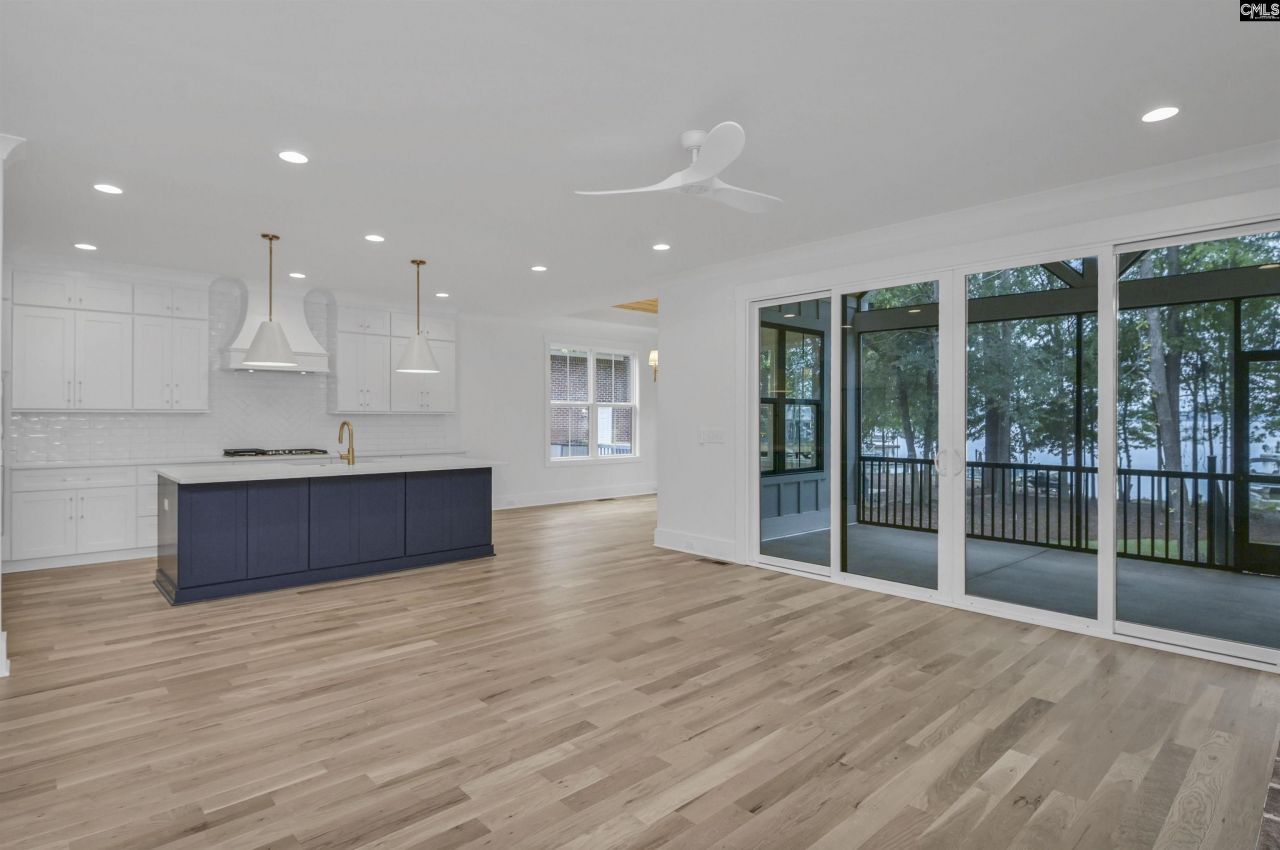 701 Peninsula Drive  Photo 10