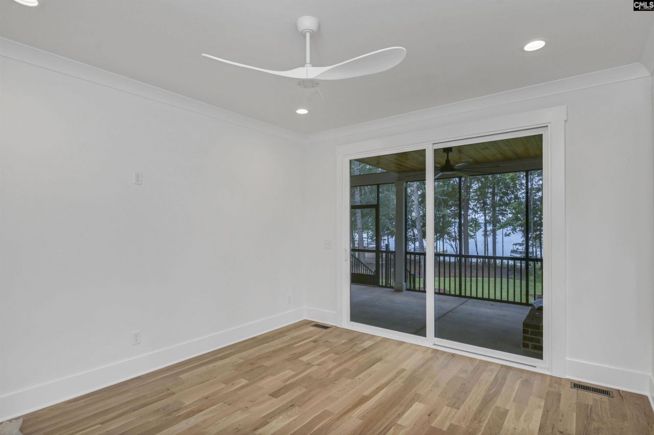 701 Peninsula Drive  Photo 21