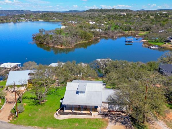 607 County Road 142 , Burnet, TX 78611