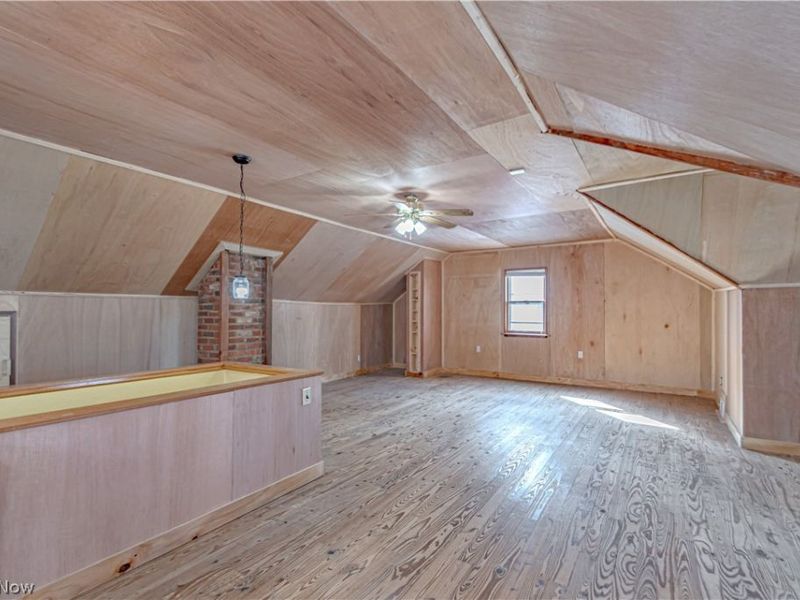 5611 Brownfield Drive, Parma, OH 44129 Photo 14