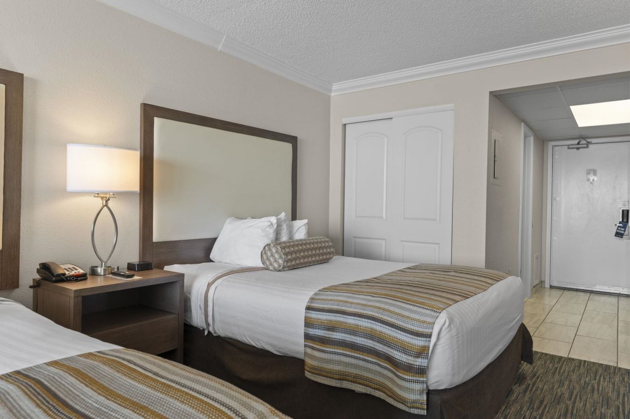 1105 S Ocean Blvd. S  Photo 16