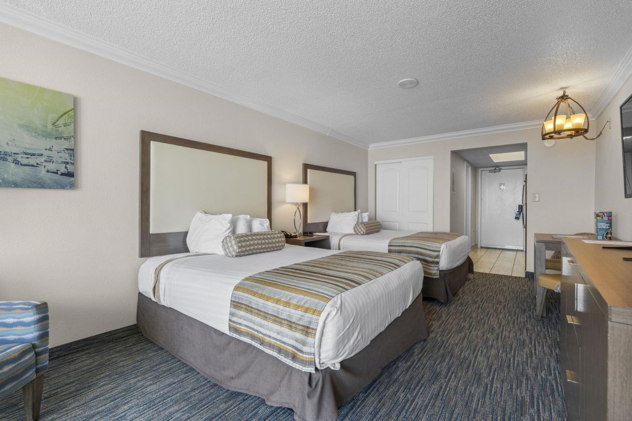 1105 S Ocean Blvd. S  Photo 8