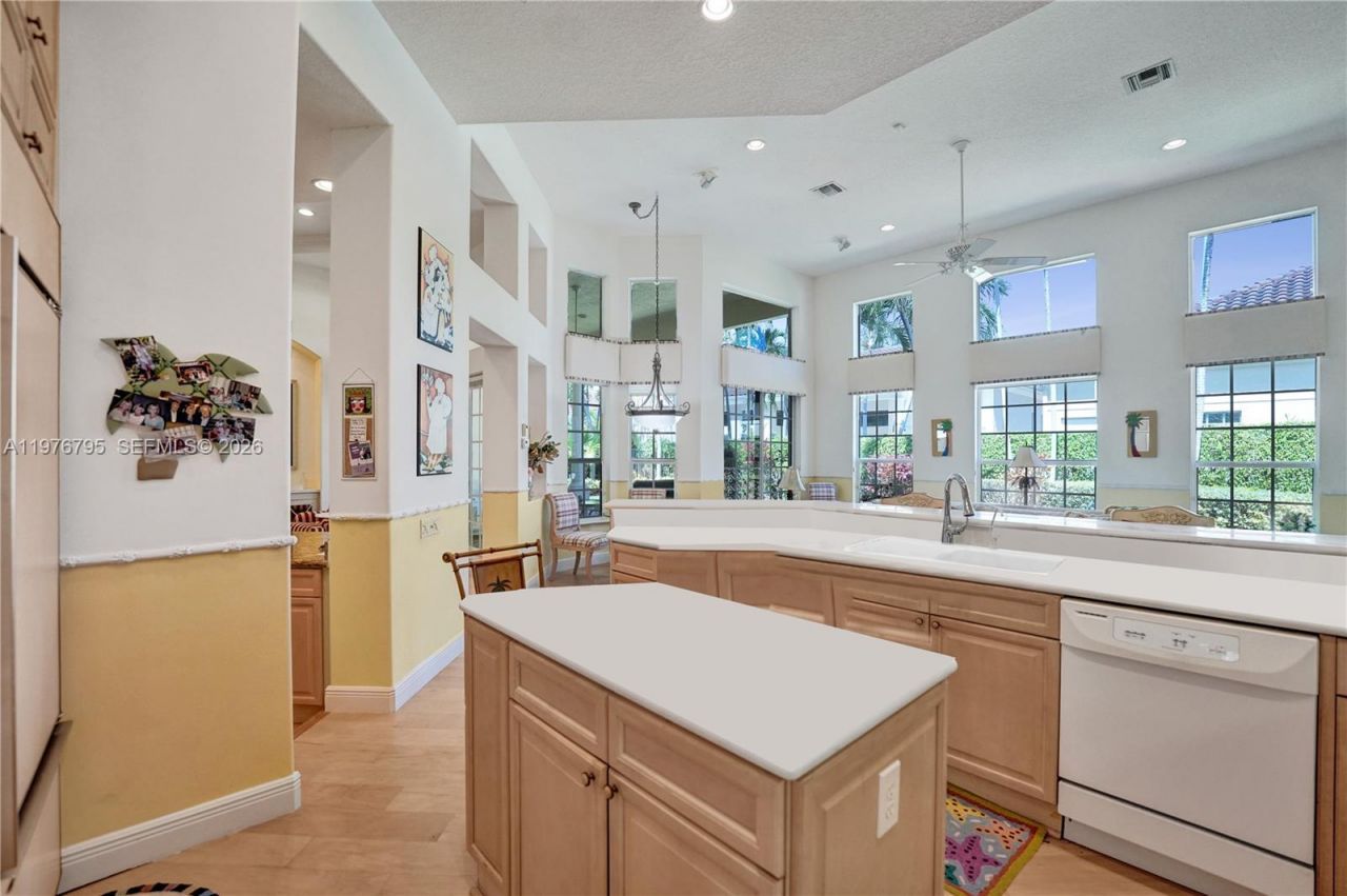 901 Manatee Way, Hollywood, FL 33019 Photo