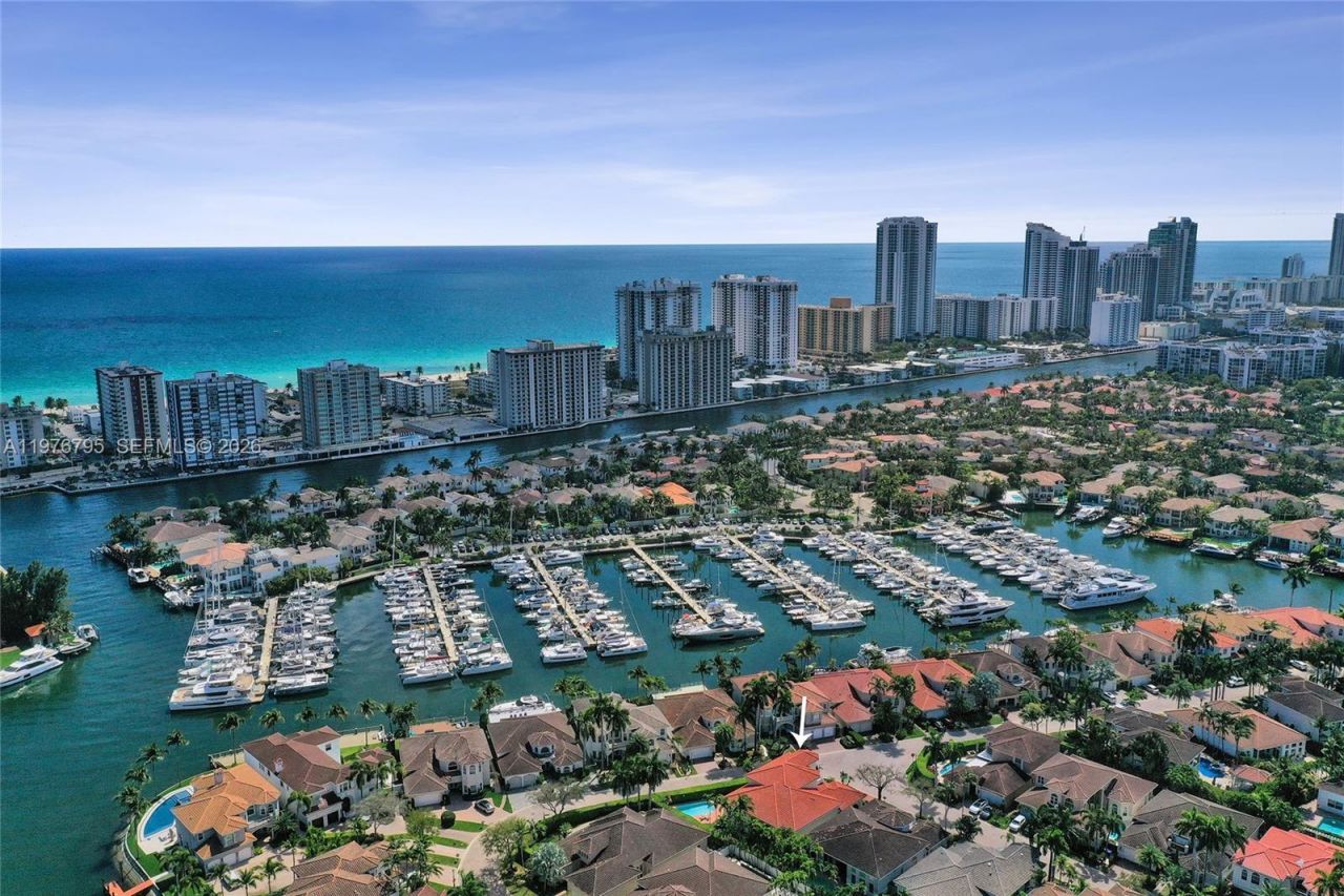 901 Manatee Way, Hollywood, FL 33019 Photo