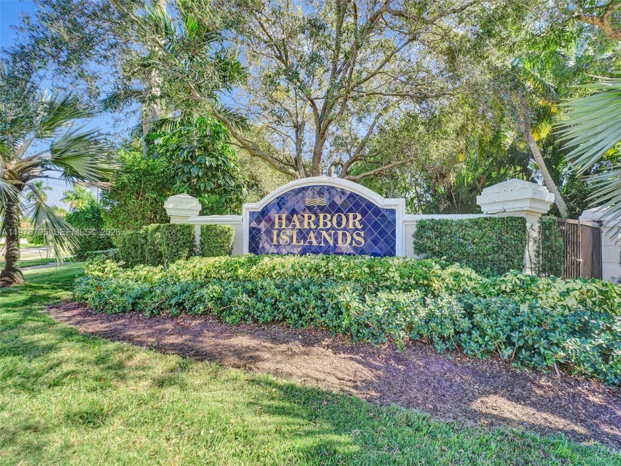 901 Manatee Way, Hollywood, FL 33019 Photo