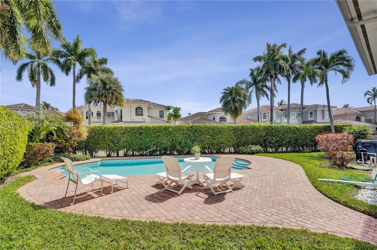 901 Manatee Way, Hollywood, FL 33019 Photo