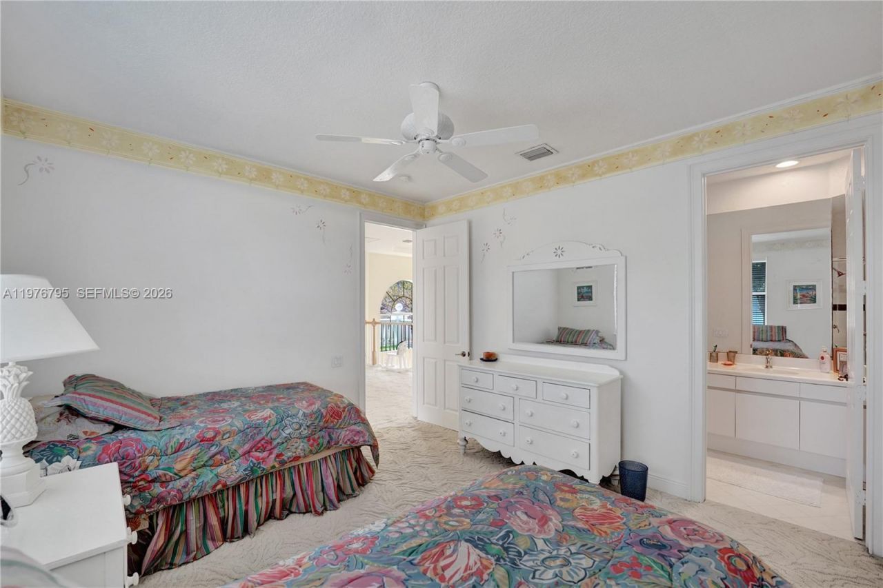 901 Manatee Way, Hollywood, FL 33019 Photo