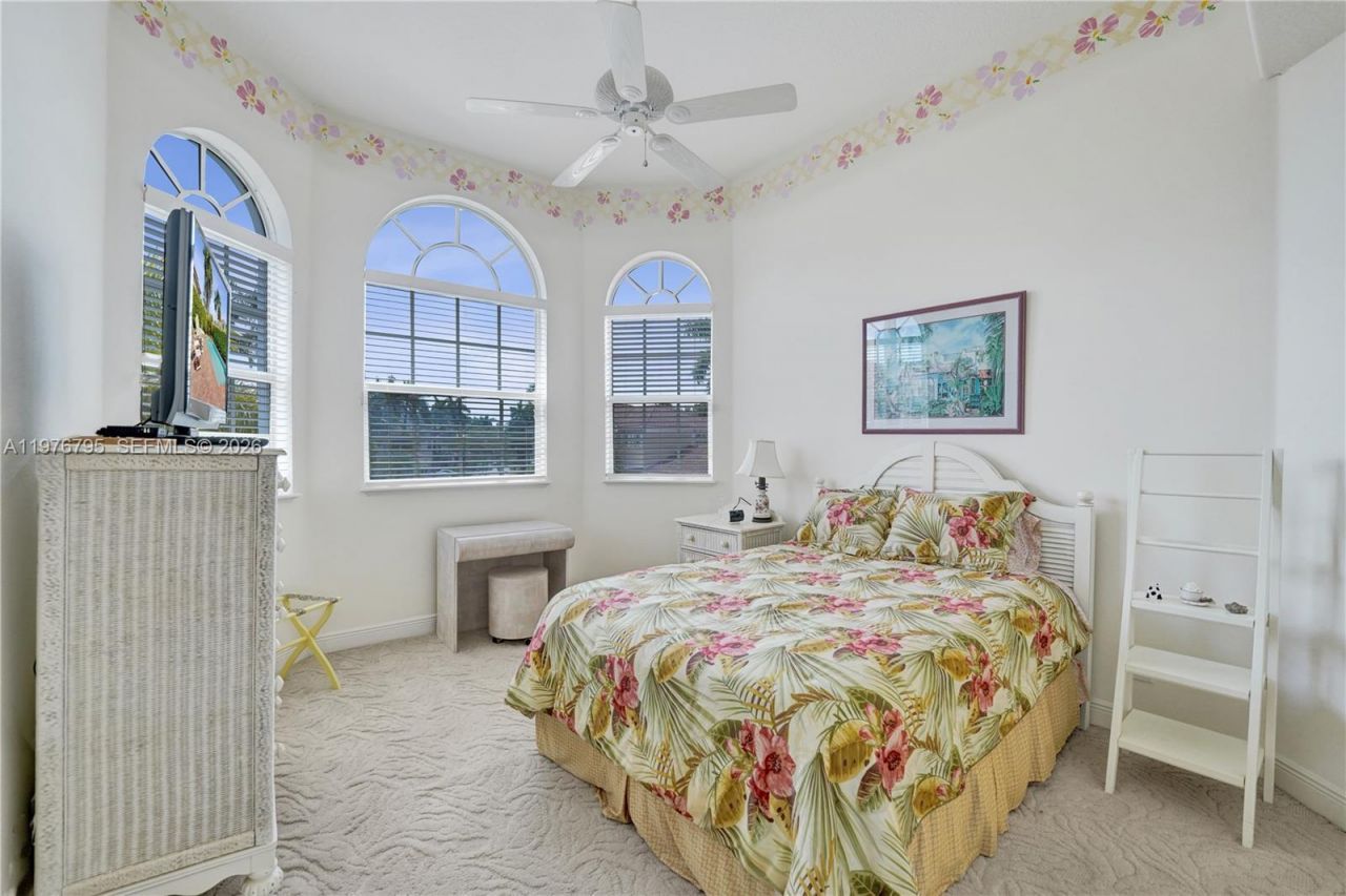 901 Manatee Way, Hollywood, FL 33019 Photo