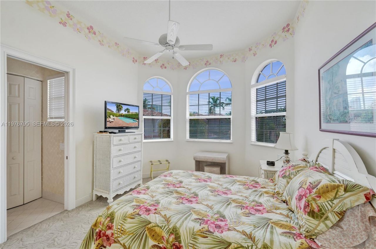 901 Manatee Way, Hollywood, FL 33019 Photo