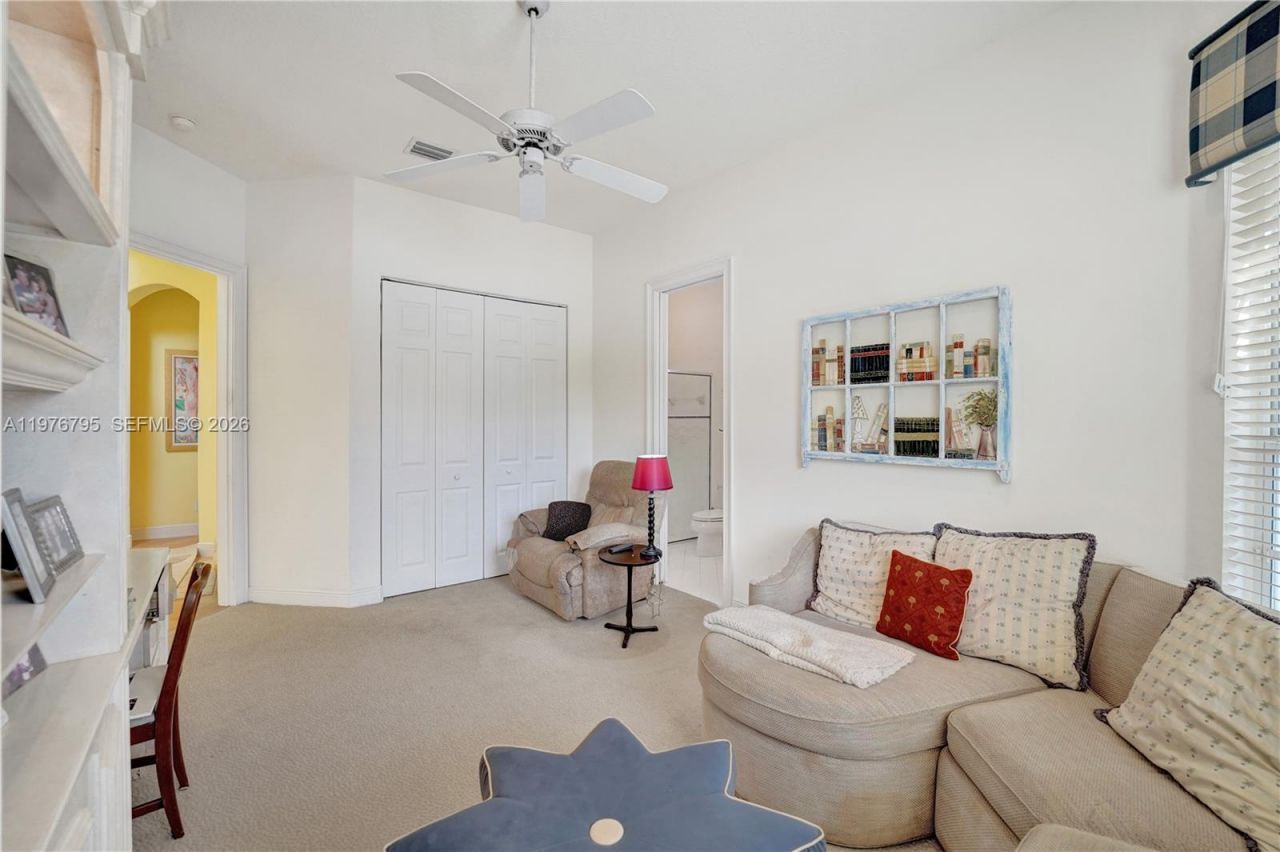 901 Manatee Way, Hollywood, FL 33019 Photo