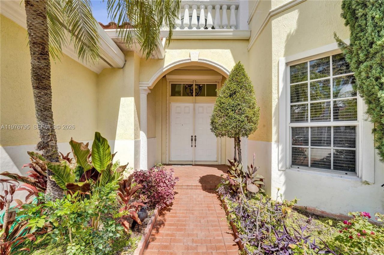 901 Manatee Way, Hollywood, FL 33019 Photo