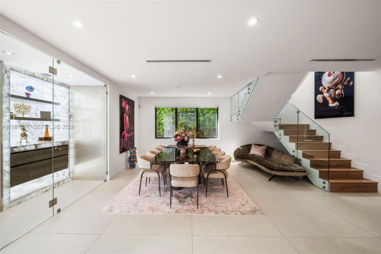 710 S Shore Dr , Miami Beach, FL 33141 Photo