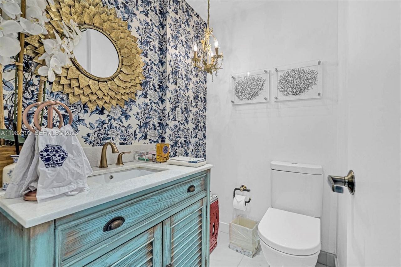 4925 Collins Ave, Unit 4A, Miami Beach, FL 33140 Photo