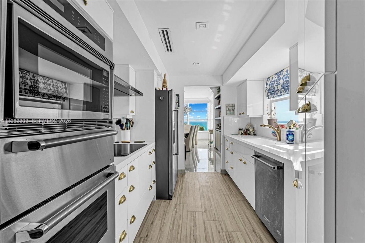 4925 Collins Ave, Unit 4A, Miami Beach, FL 33140 Photo