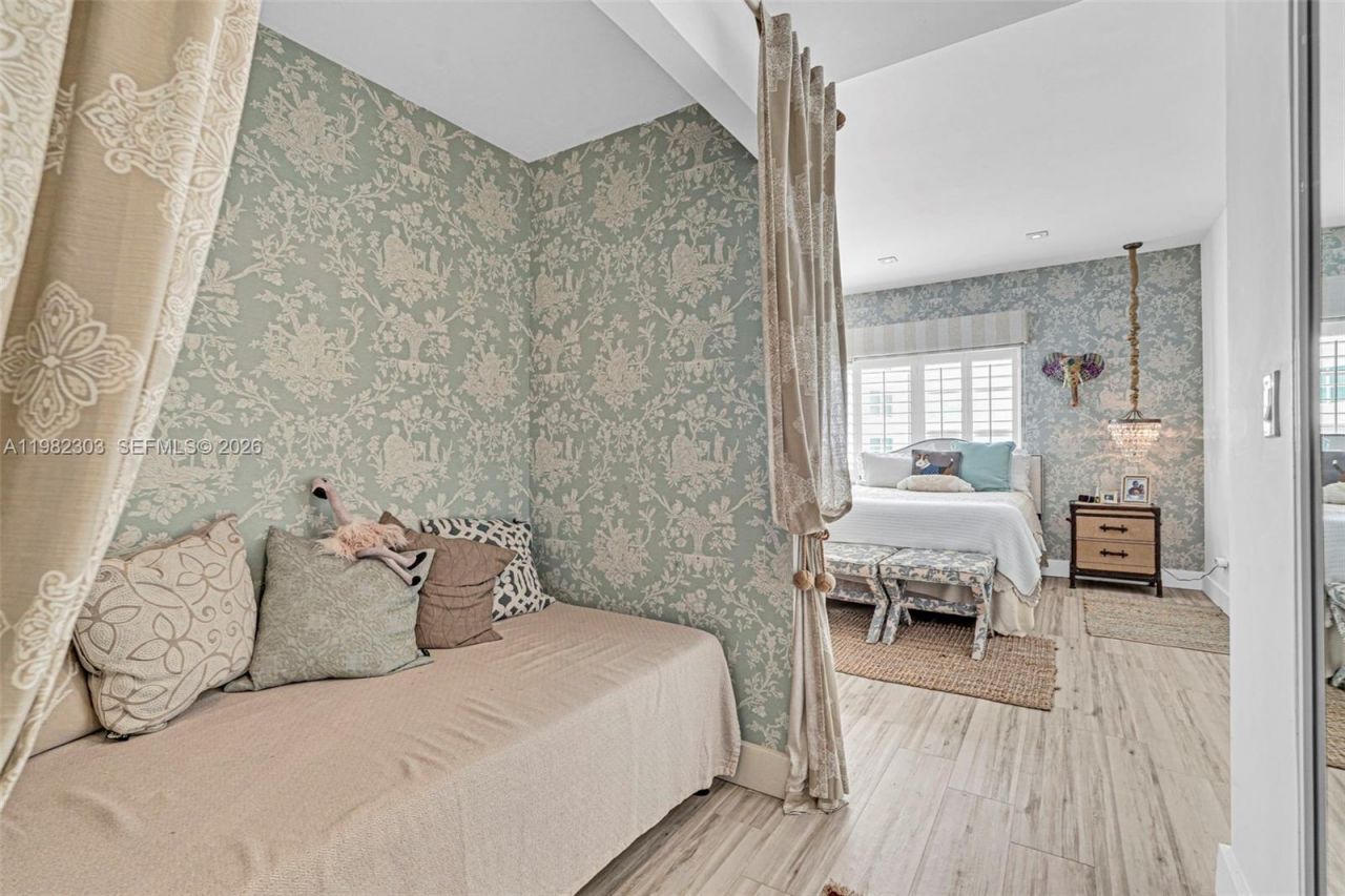 4925 Collins Ave, Unit 4A, Miami Beach, FL 33140 Photo