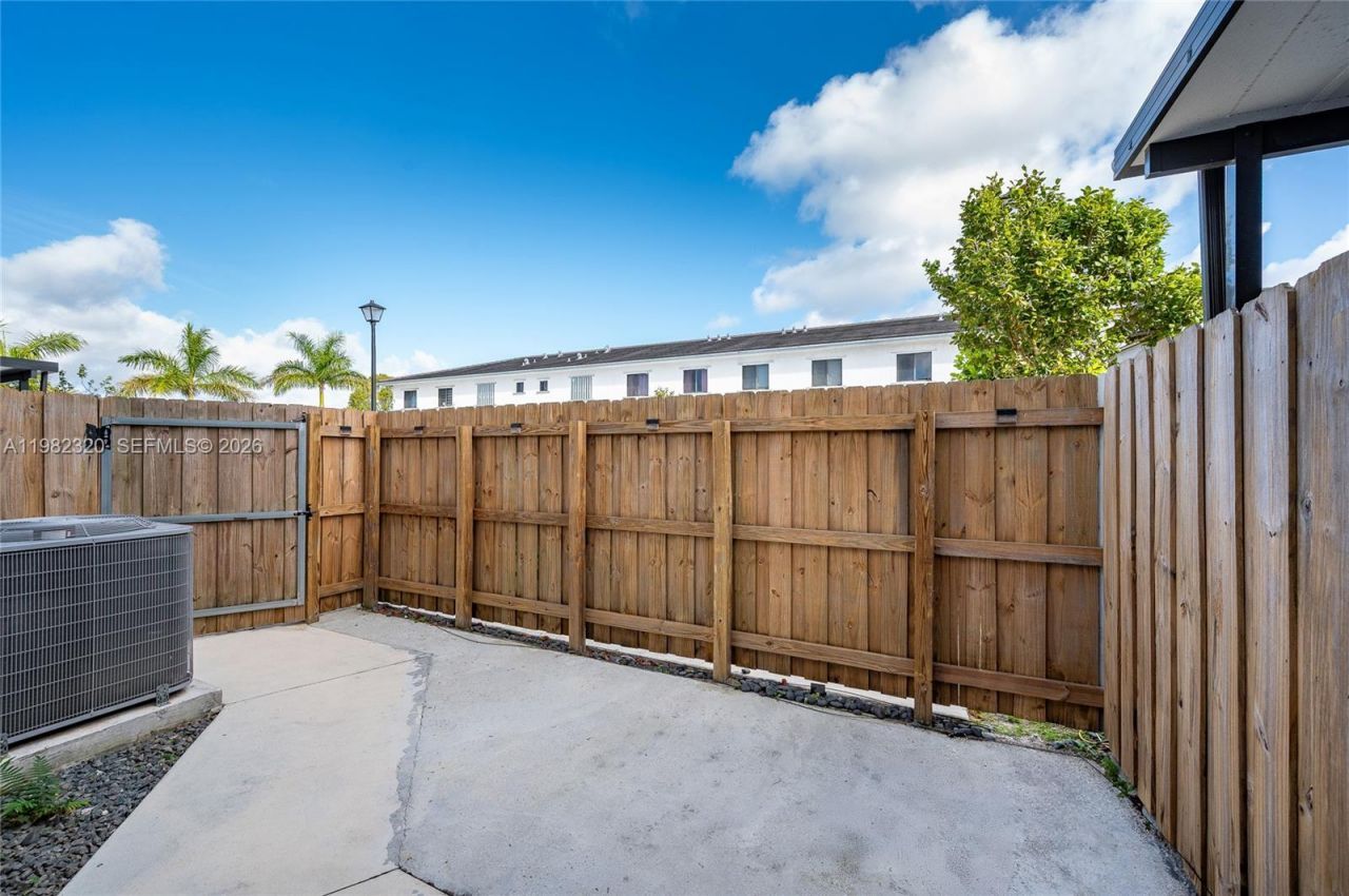 13353 SW 250th Ter, Homestead, FL 33032 Photo