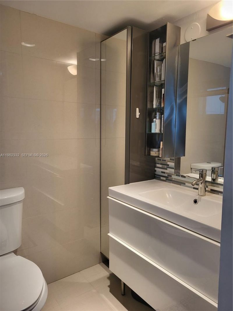 1020 94th St, Unit 502, Bay Harbor Islands, FL 33154 Photo