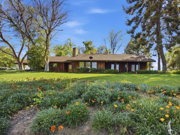 12147 Cliff Avenue, Bakersfield, CA 93306