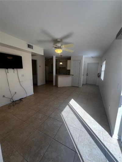 11195 Roseland Road, Unit 5, Sebastian, FL 32958 Photo