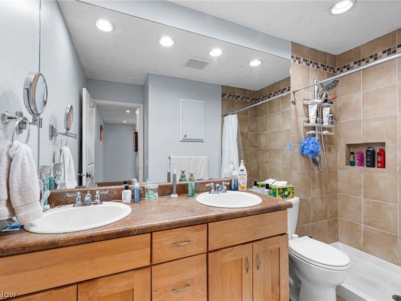 10810 Gate Post Road, Strongsville, OH 44149 Photo 24