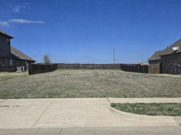 417 Berkshire Lane, Sherman, TX 75092